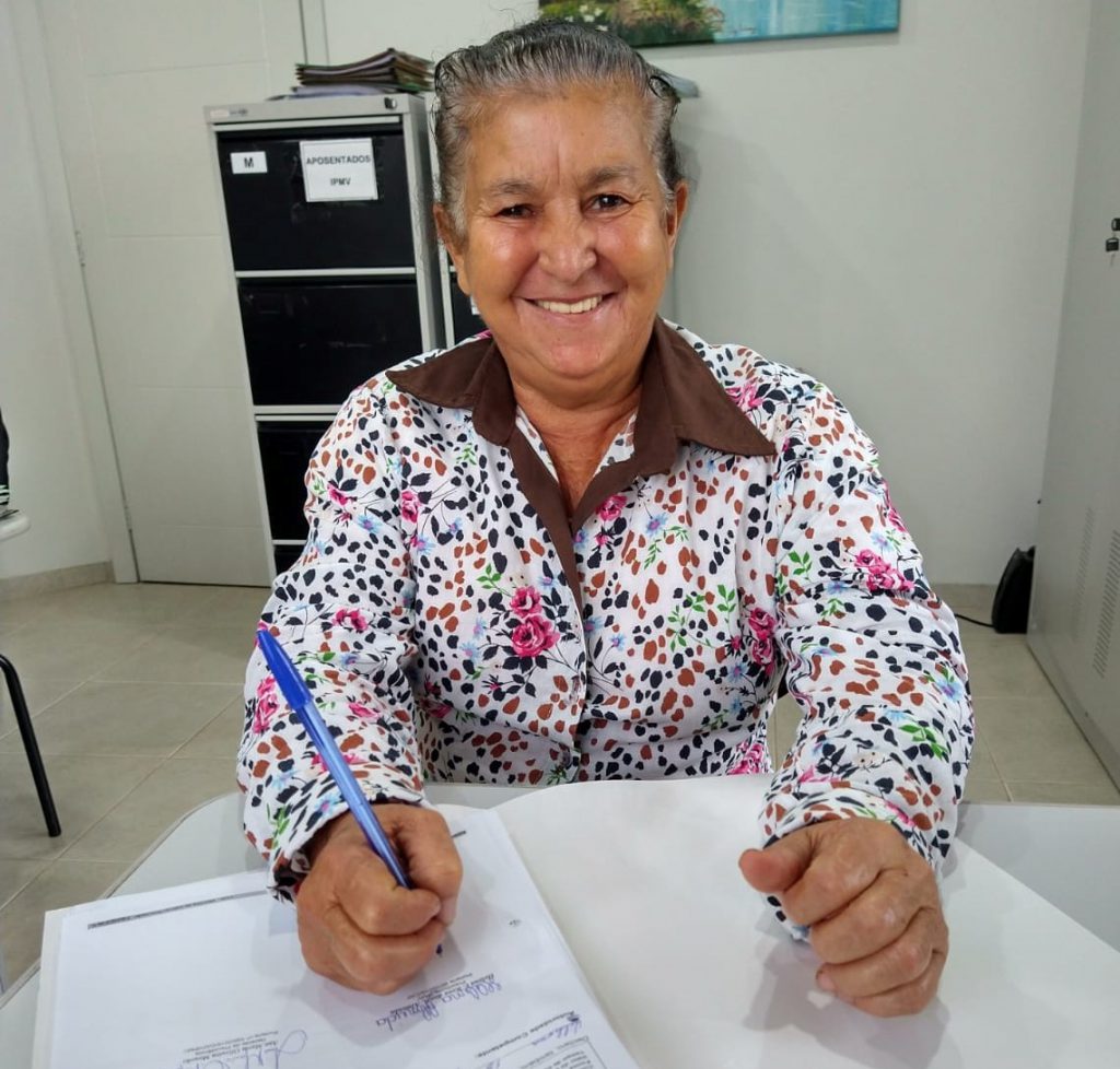 IPMV registra aposentadoria da segurada Edna Guedes de Sousa